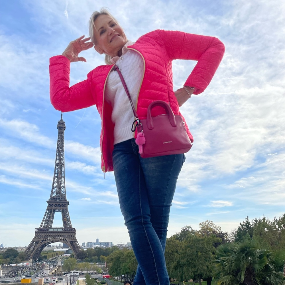 Meet your Posher, Jennifer